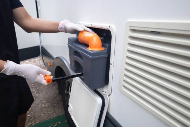 Best Luxury portable toilet rental  in Arapahoe, WY